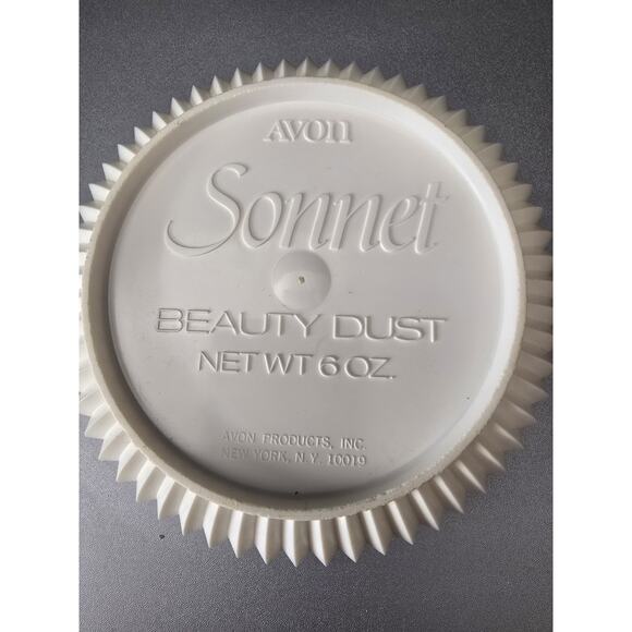 Avon Sonnet Dusting Powder Round Box Decanter - Picture 3 of 4